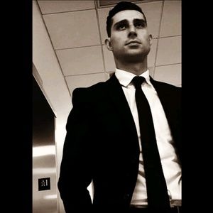 Meet your Posher, Adam